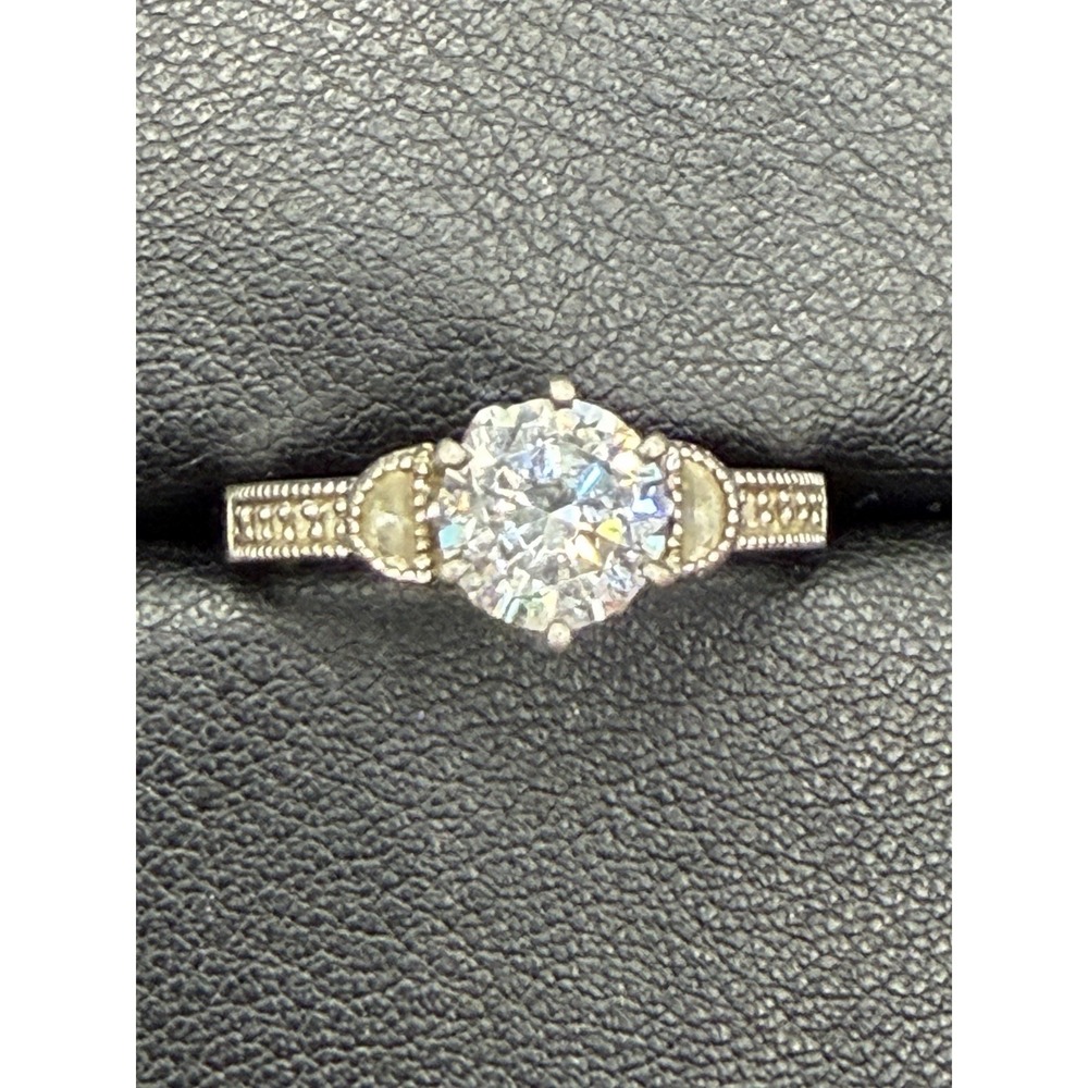 EUC Sterling Silver CZ Open Work Ring 4 Grams Size 10